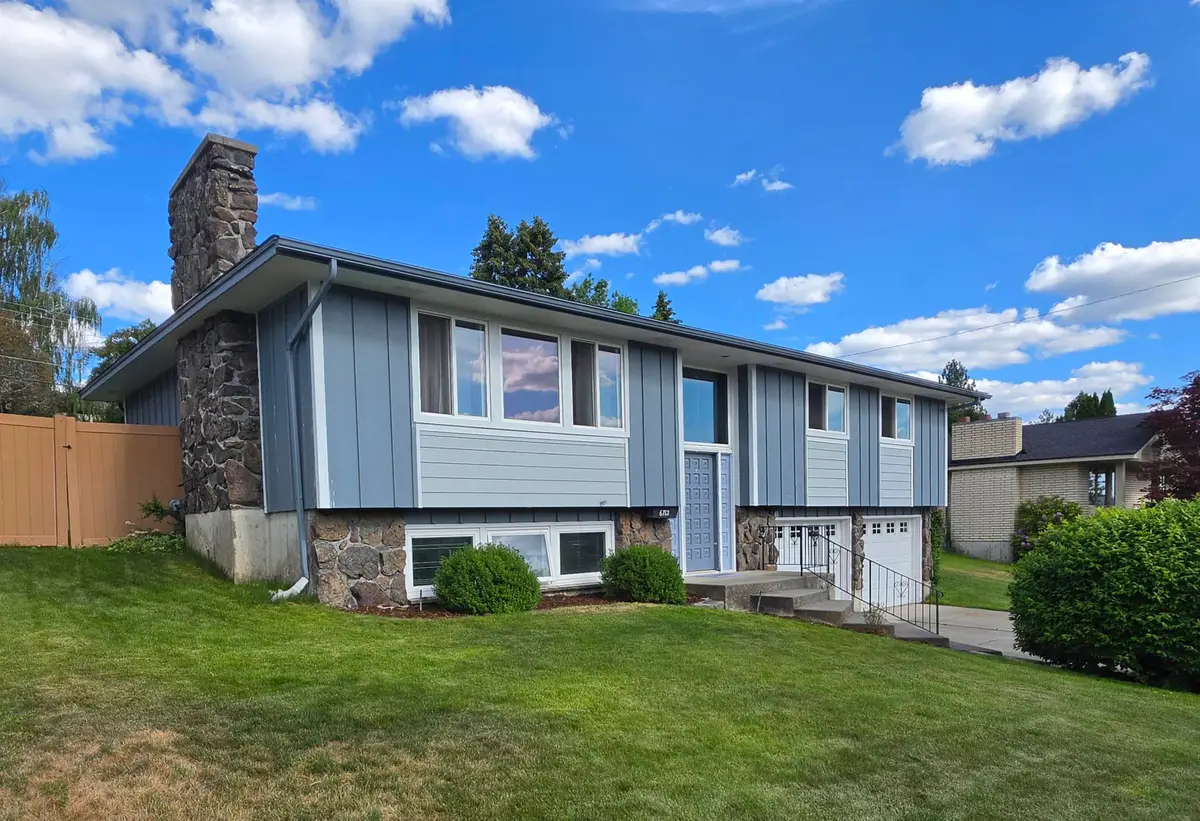 6712 N Greenwood Blvd, Spokane, WA 99208 - #1