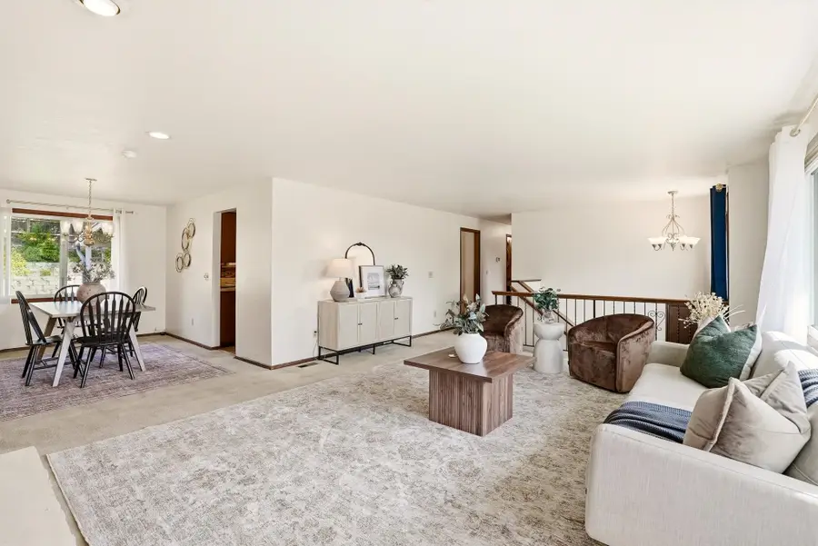6712 N Greenwood Blvd, Spokane, WA 99208 - #3