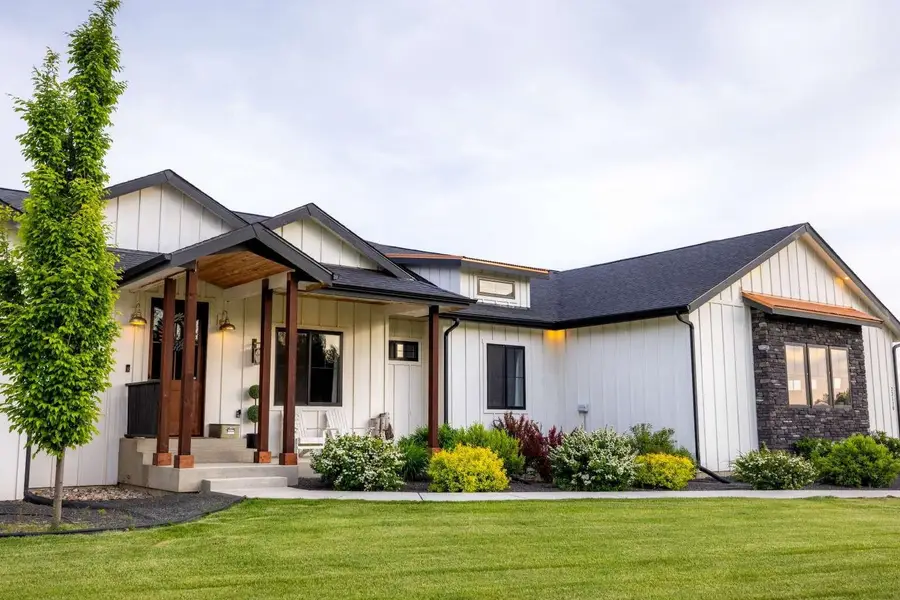 22110 N Creekside Ln, Colbert, WA 99005 - #2