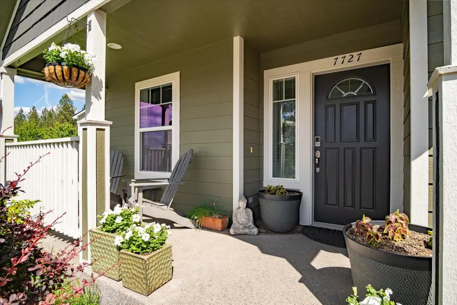 7727 S Parway Ln, Cheney, WA 99004 - #3