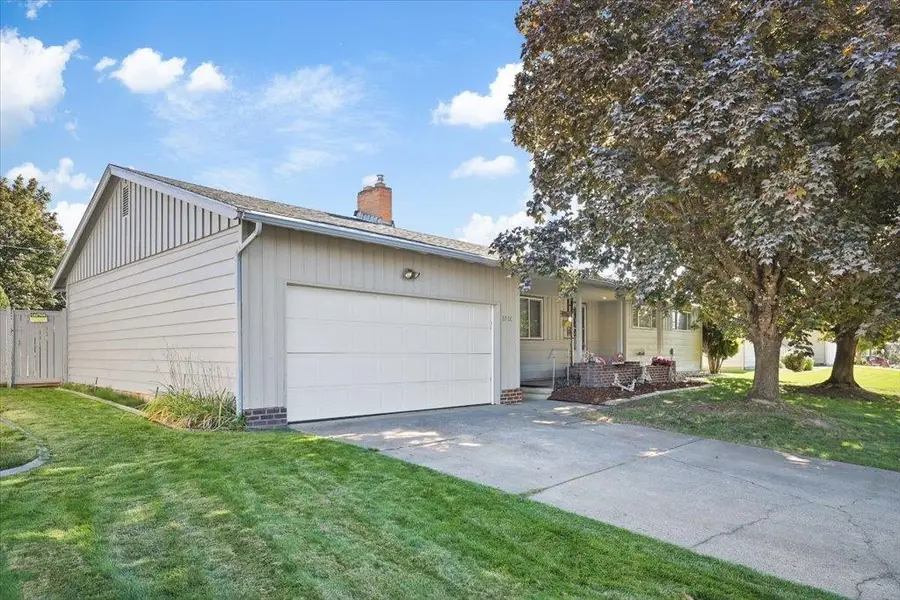 6706 N Drumheller St, Spokane, WA 99205 - #2