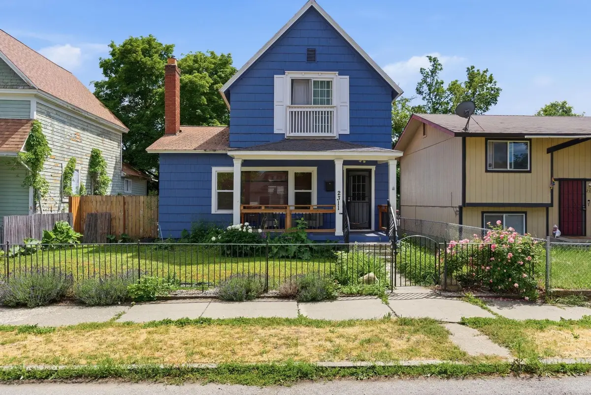 2311 W Mallon Ave, Spokane, WA 99201 - #1