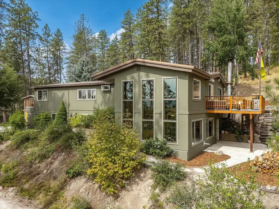 3129 Wrights Valley Rd, Chewelah, WA 99109 - #2