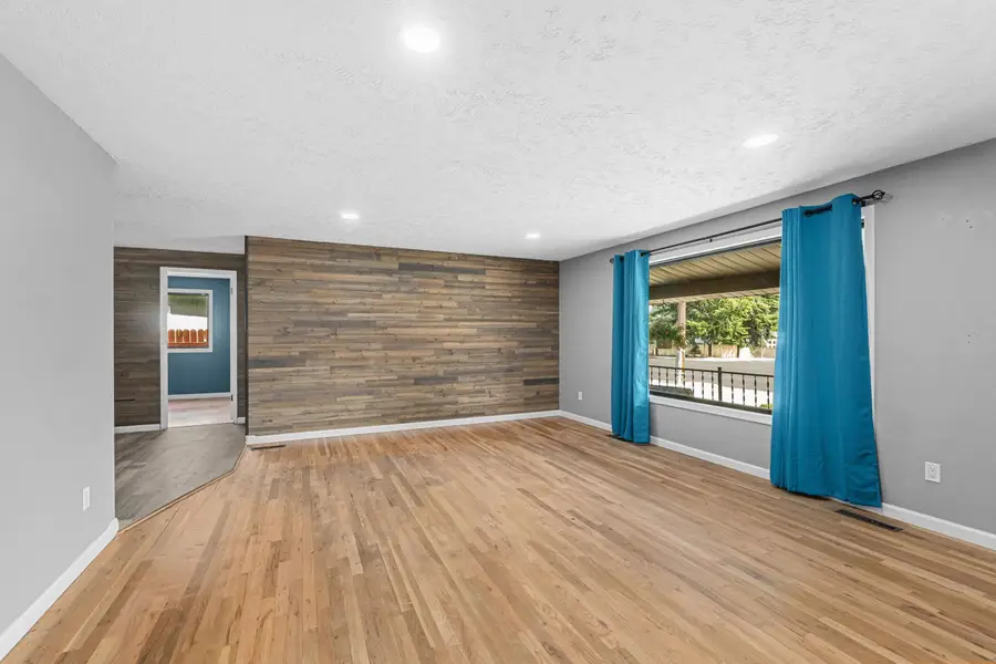 412 E Cozza Dr, Spokane, WA 99208 - #3