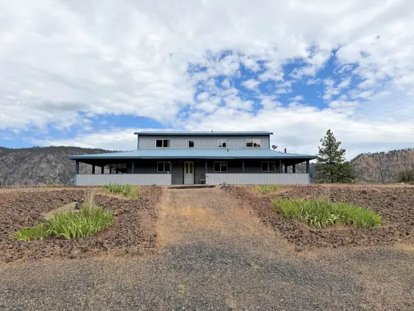 41238 N Sterling Valley Rd, Lincoln, WA 99147