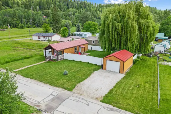 106 A South Ave, Metaline Falls, WA 99153