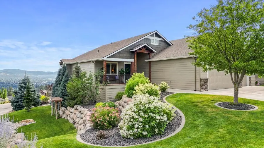 8918 E Clearview Ln, Spokane, WA 99217 - #3