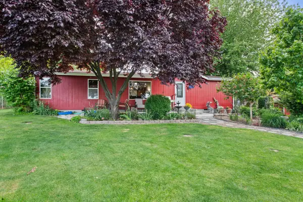 847 N Bretz Pr Ne Pr, Other, WA 99392