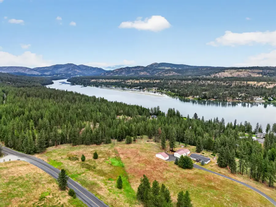 19010 N South Bank Rd, Nine Mile Falls, WA 99026 - #3