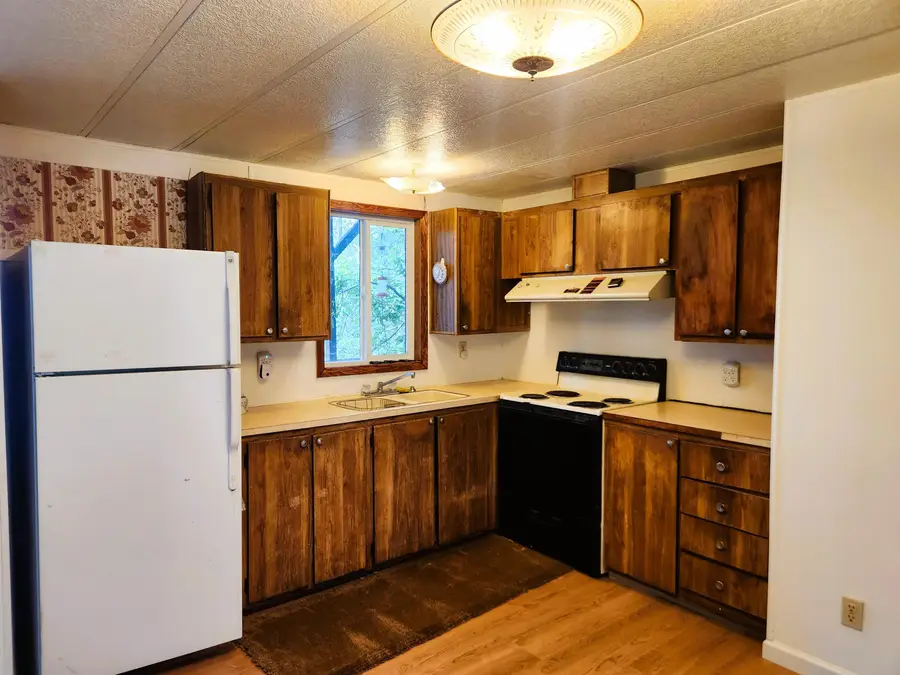 3827 B 25 S. Hwy, Gifford, WA 99131 - #3