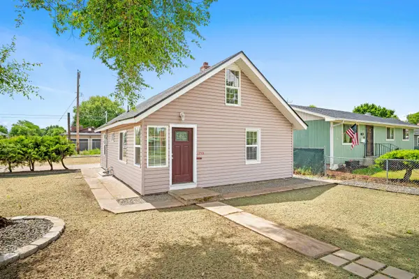 1742 E Sanson Ave, Spokane, WA 99207