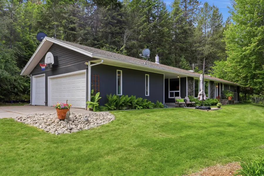 6414 East E Chattaroy Rd Rd, Chattaroy, WA 99003 - #3