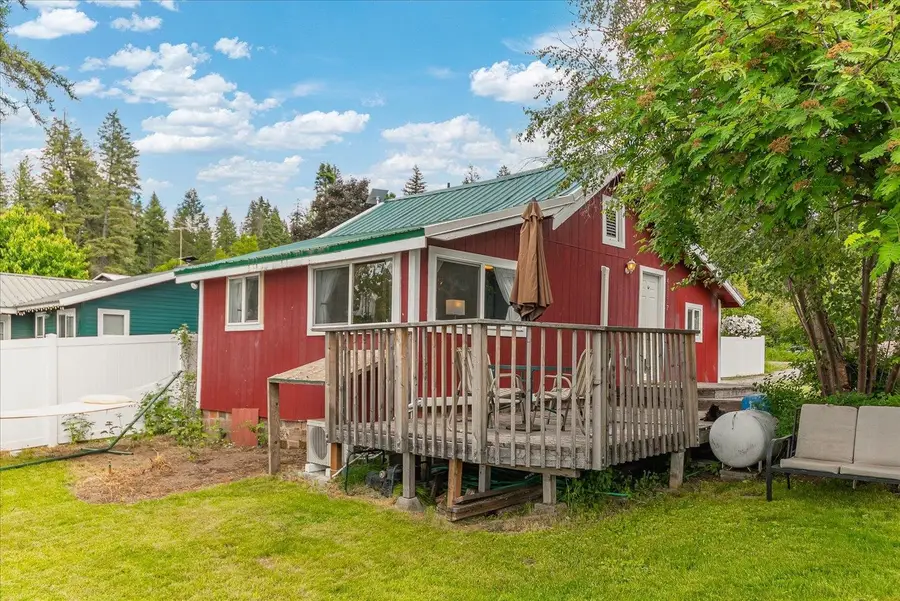 41117 N Lake Shore Rd, Elk, WA 99009 - #2