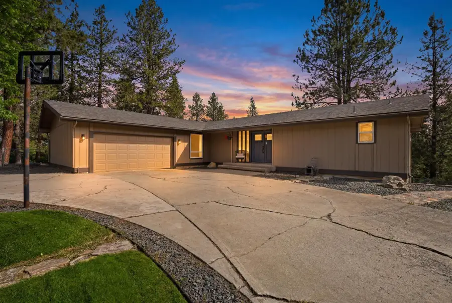 12411 E Sioux Cir, Spokane Valley, WA 99206 - #2