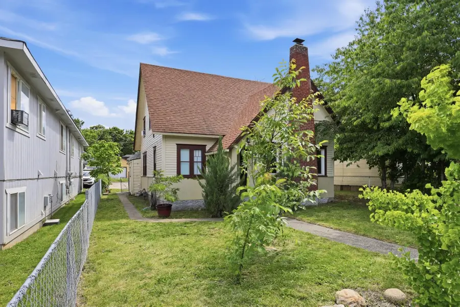 2321 W Boone Ave, Spokane, WA 99201 - #2