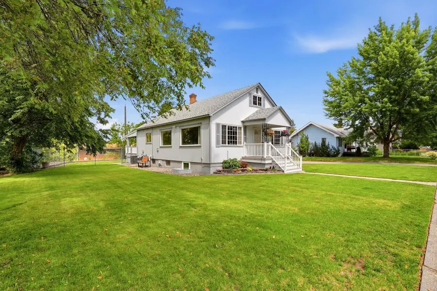 2316 W Jackson Ave, Spokane, WA 99205 - #3