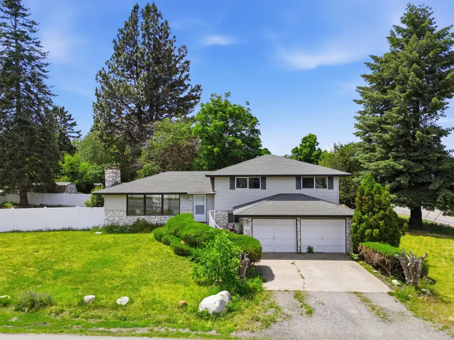 806 S Adams Rd, Spokane Valley, WA 99037 - #3
