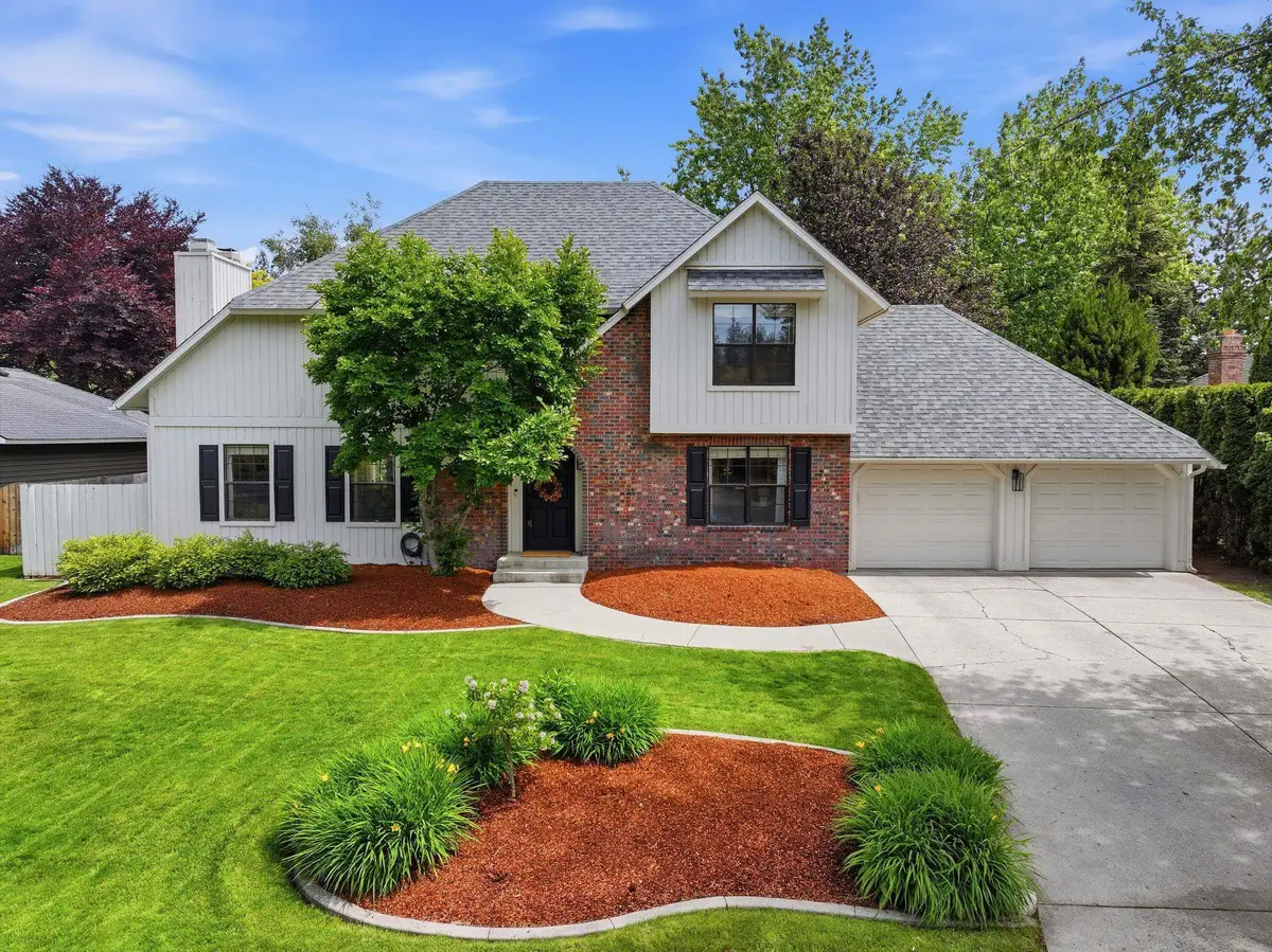 5005 S Hogan St, Spokane, WA 99223 - #1