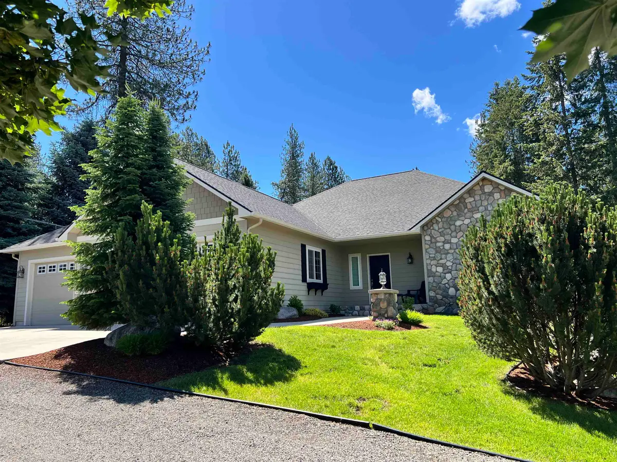 11334 N Whitworth Dr, Spokane, WA 99218 - #1