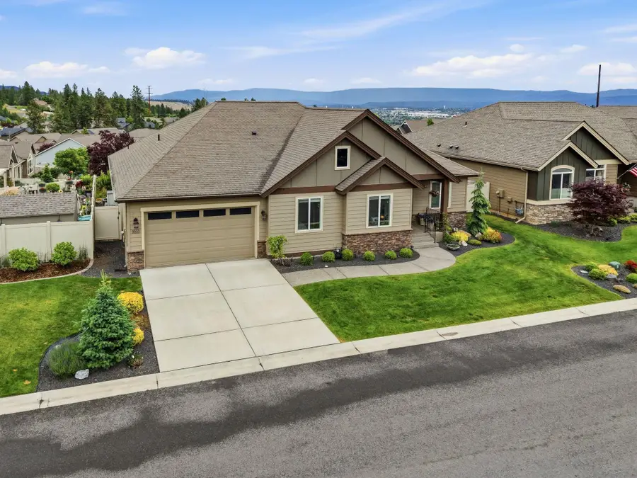 5533 N Radium Ln, Spokane, WA 99217 - #2