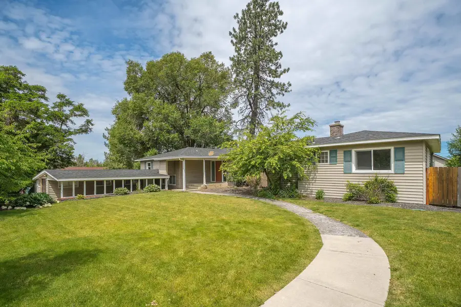 1857 E 8th Ave, Spokane, WA 99202 - #2