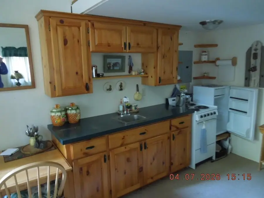 11507 S Alpine Fern Ln, Rockford, WA 99030 - #3