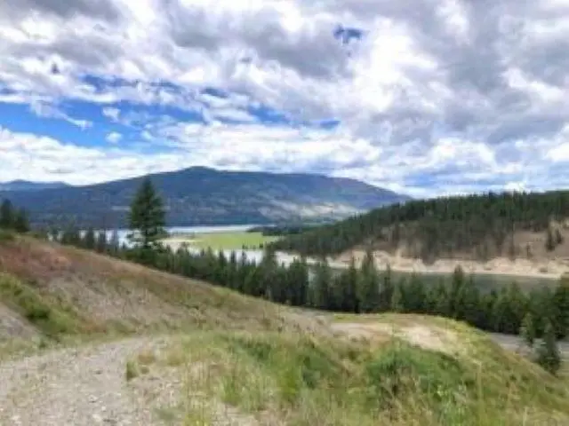 1381 #B S Hwy 25 Hwy, Kettle Falls, WA 99141-9941 - #3