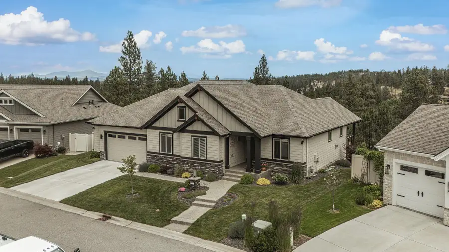 11315 E Flagstone Ln, Spokane Valley, WA 99206 - #2