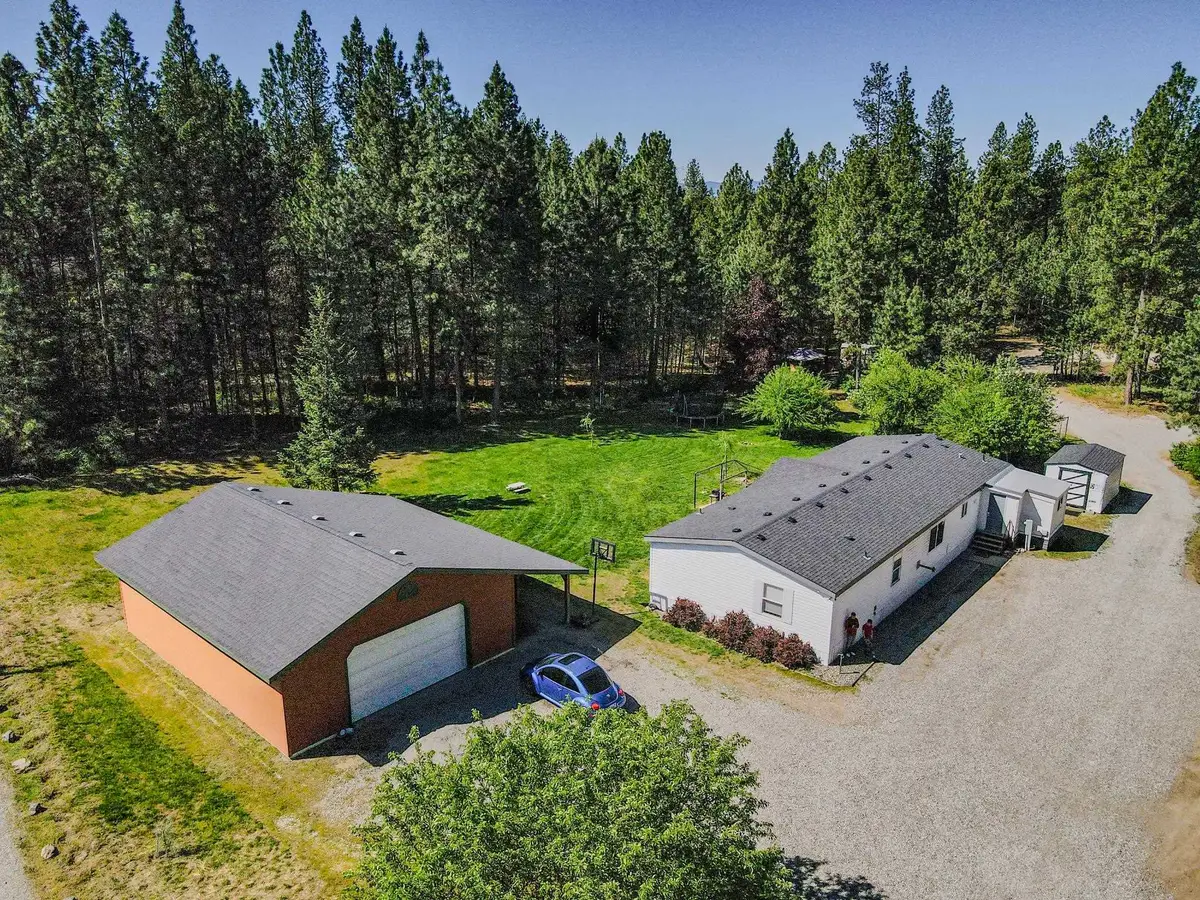 7215 N Moose Ln, Newman Lake, WA 99025 - #1