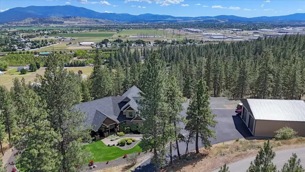 19622 E Granite Ln, Otis Orchards, WA 99027