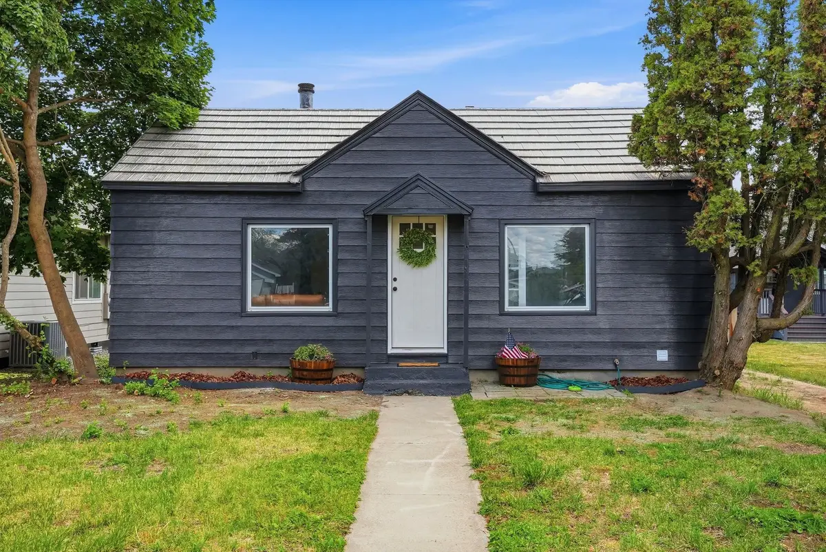 3708 E 28th Ave, Spokane, WA 99223 - #1