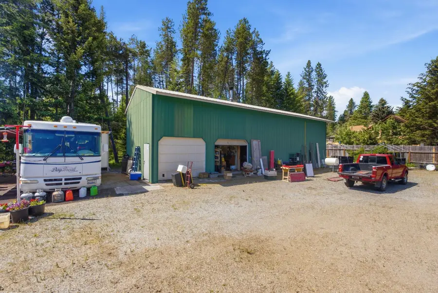 2569 Southshore Diamond Lake Rd, Newport, WA 99156 - #2