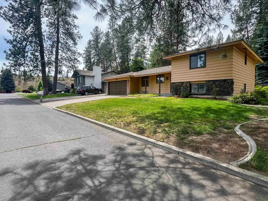 11325 N Post St, Spokane, WA 99218 - #2