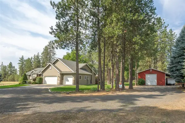 19505 N Newport Rd, Colbert, WA 99005