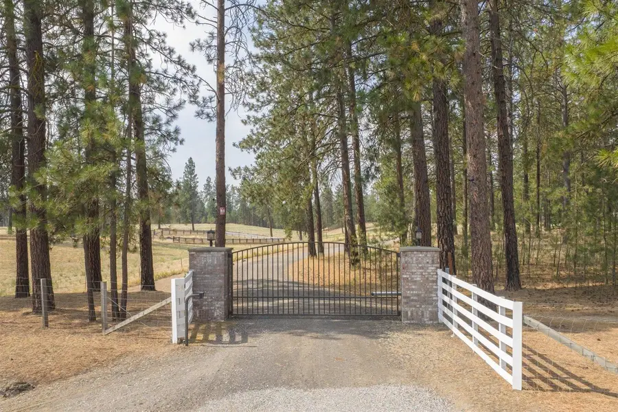 19505 N Newport Rd, Colbert, WA 99005 - #3