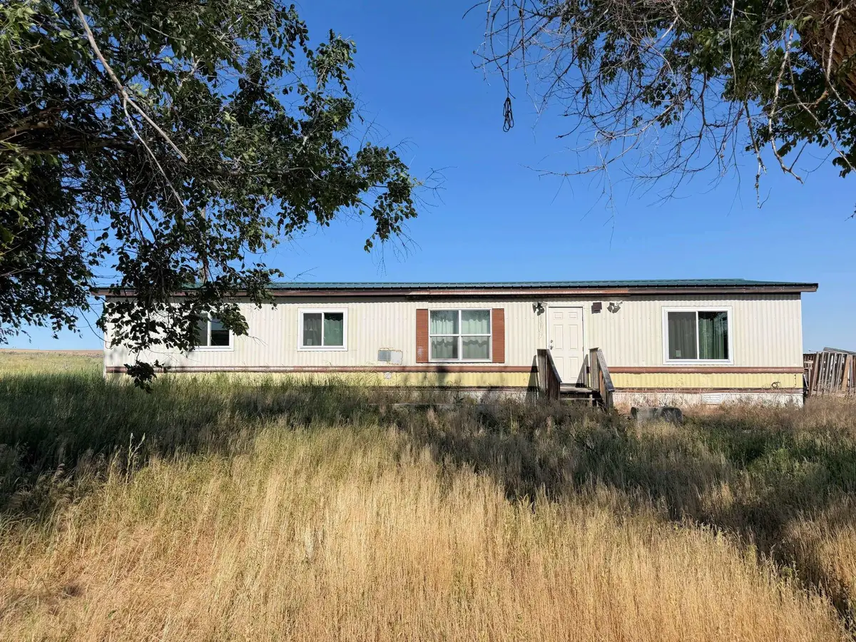 32498 N Crick Rd, Wilbur, WA 99185 - #1