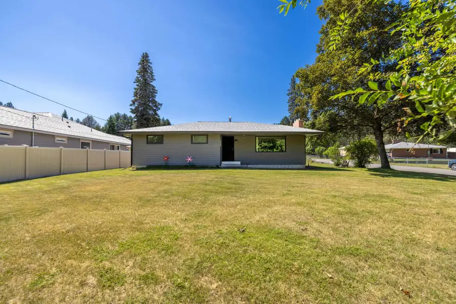 2609 W Waikiki St, Spokane, WA 99218 - #2