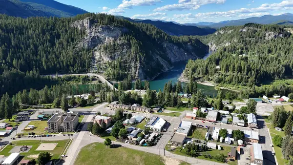 Lot 10 E 5th Ave, Metaline Falls, WA 99153