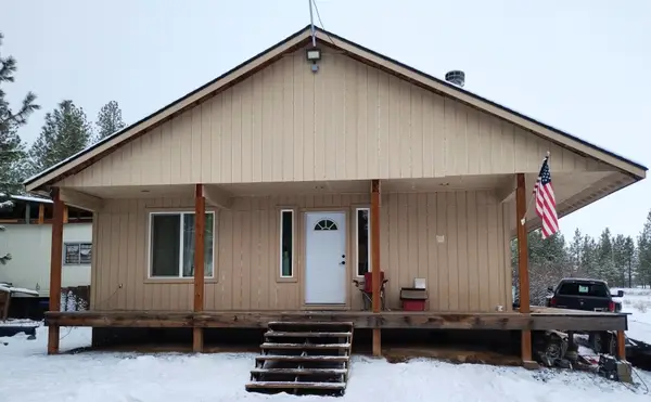 18427 W Burnett Rd, Nine Mile Falls, WA 99026
