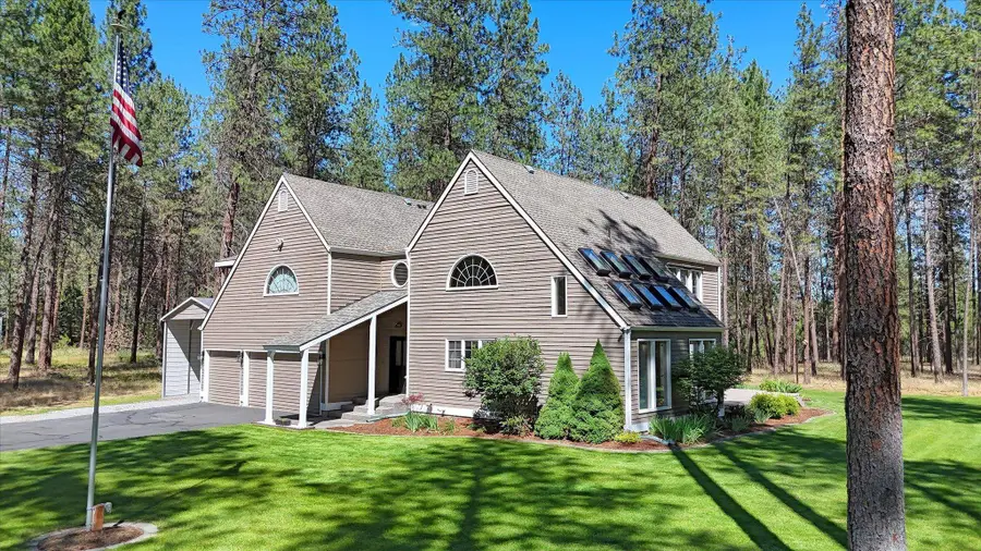 17016 N Saddle Hill Rd, Colbert, WA 99005 - #2