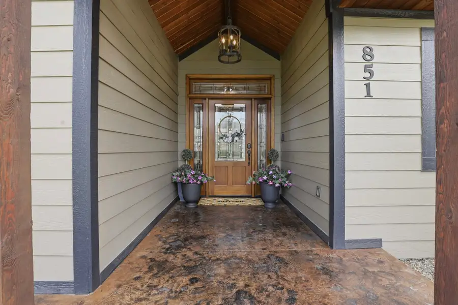 851 Thomas Ln, Newport, WA 99156 - #2