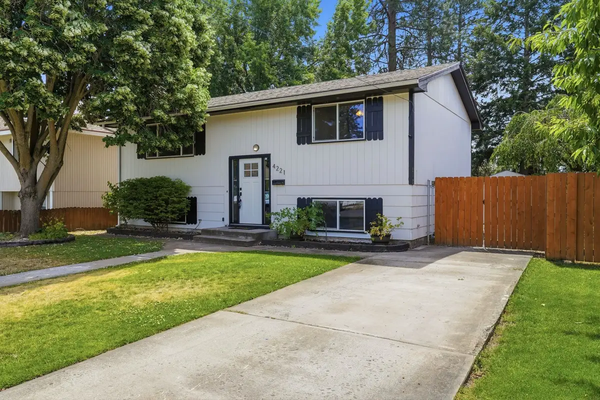 4221 W Everett Ave, Spokane, WA 99205 - #1