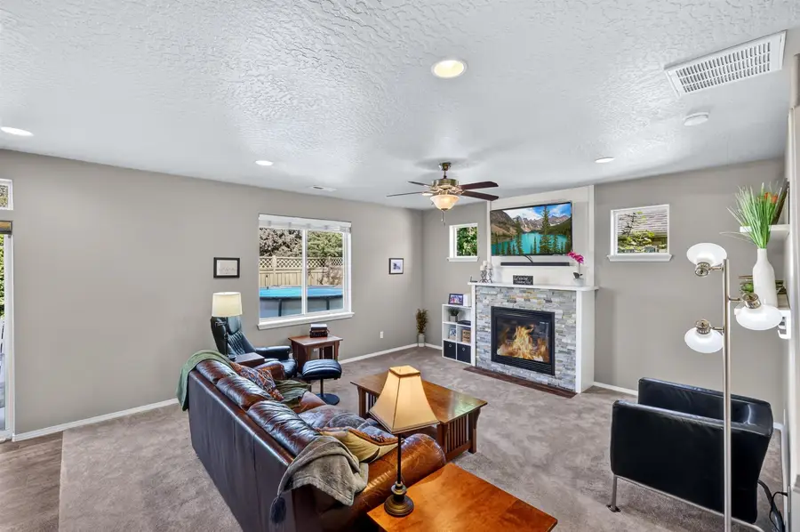 2813 N Harmony St, Spokane Valley, WA 99027 - #3