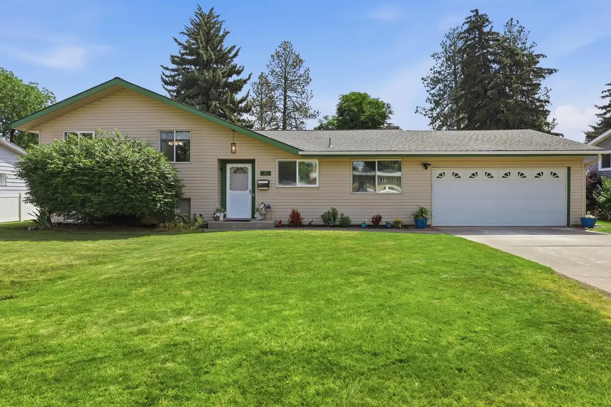 413 N 3rd St, Cheney, WA 99004 - #1