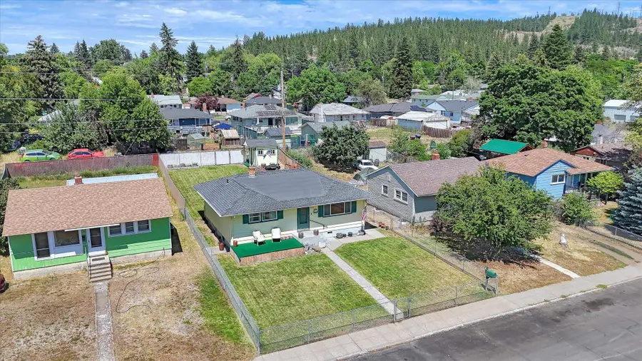 3907 E Cleveland Ave, Spokane, WA 99217 - #2