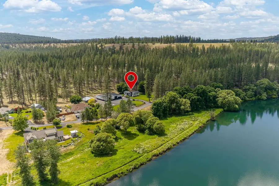 9427 N Riverside Park Dr, Nine Mile Falls, WA 99026 - #2