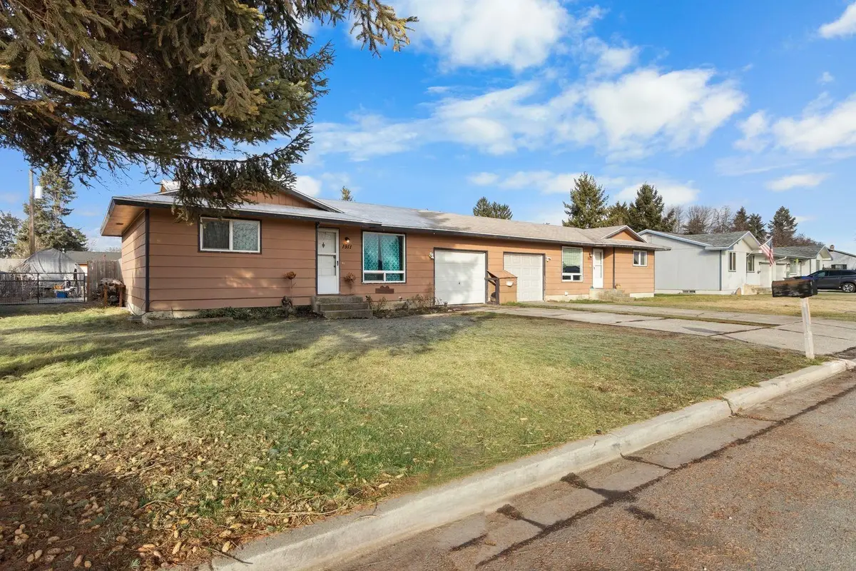 1911 N Sargent Rd, Spokane Valley, WA 99212 - #1
