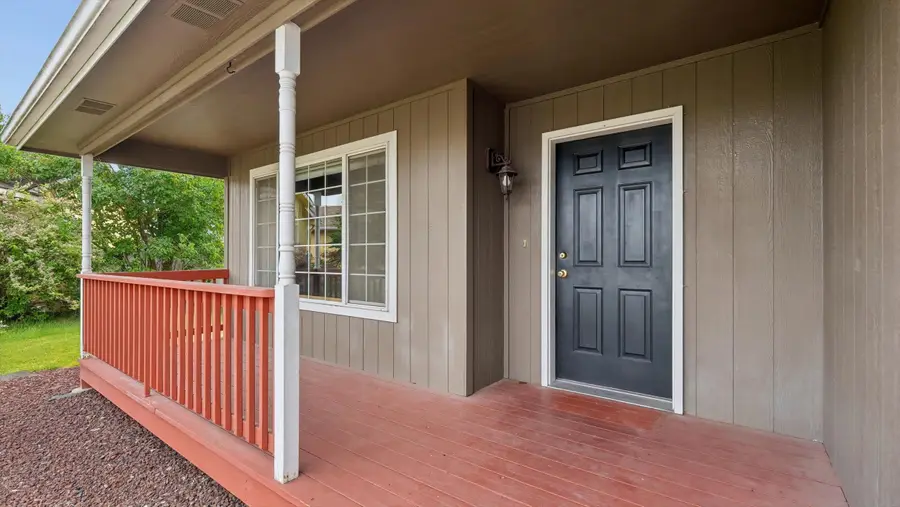 1402 E Houghton Ct, Spokane, WA 99217 - #3