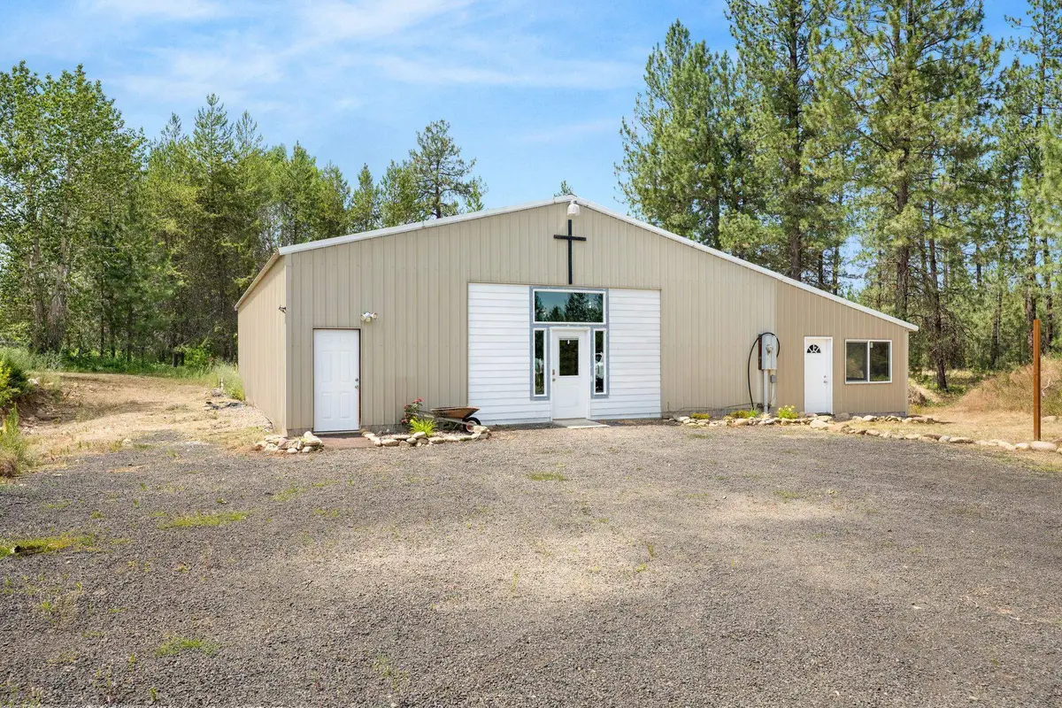 26811 N Yale Rd, Chattaroy, WA 99003 - #1