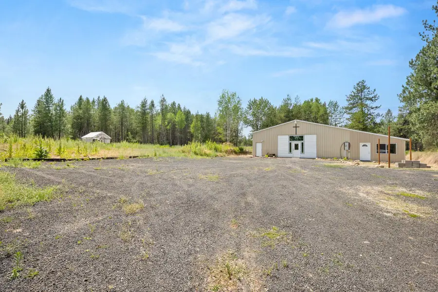 26811 N Yale Rd, Chattaroy, WA 99003 - #3
